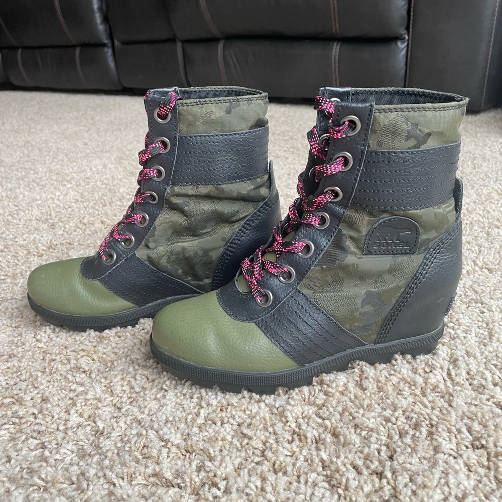 Girls Sorel Lexie Wedge Lace-Up Boot